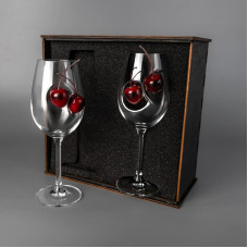 Подарунковий набір келихів для вина з вишнею Подарунковий набір келихів для вина з вишнею
